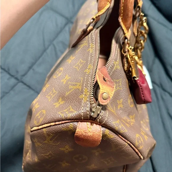 Louis Vuitton Speedy 40 - Picture 6 of 9